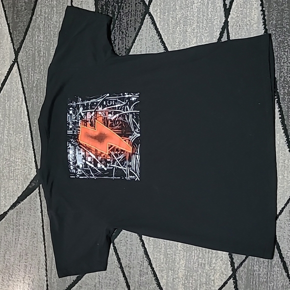 AC/DC Black Concert Band Tee-Shirt - Picture 8 of 9